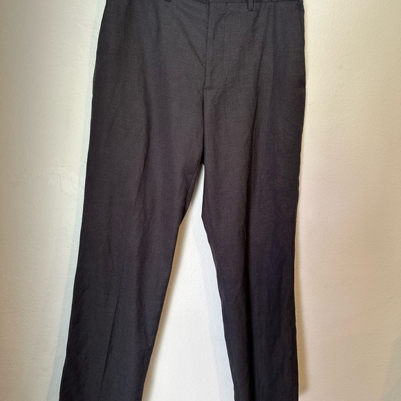 Axist - Picture 2 of 9